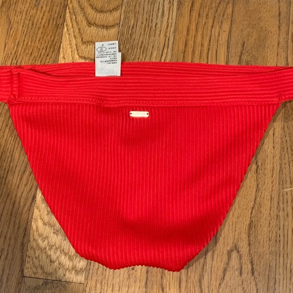 hollister red bikini bottoms - Picture 2 of 2